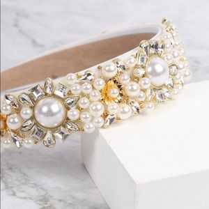 ACRYLIC PEARL GLASS FLOWER HEADBAND